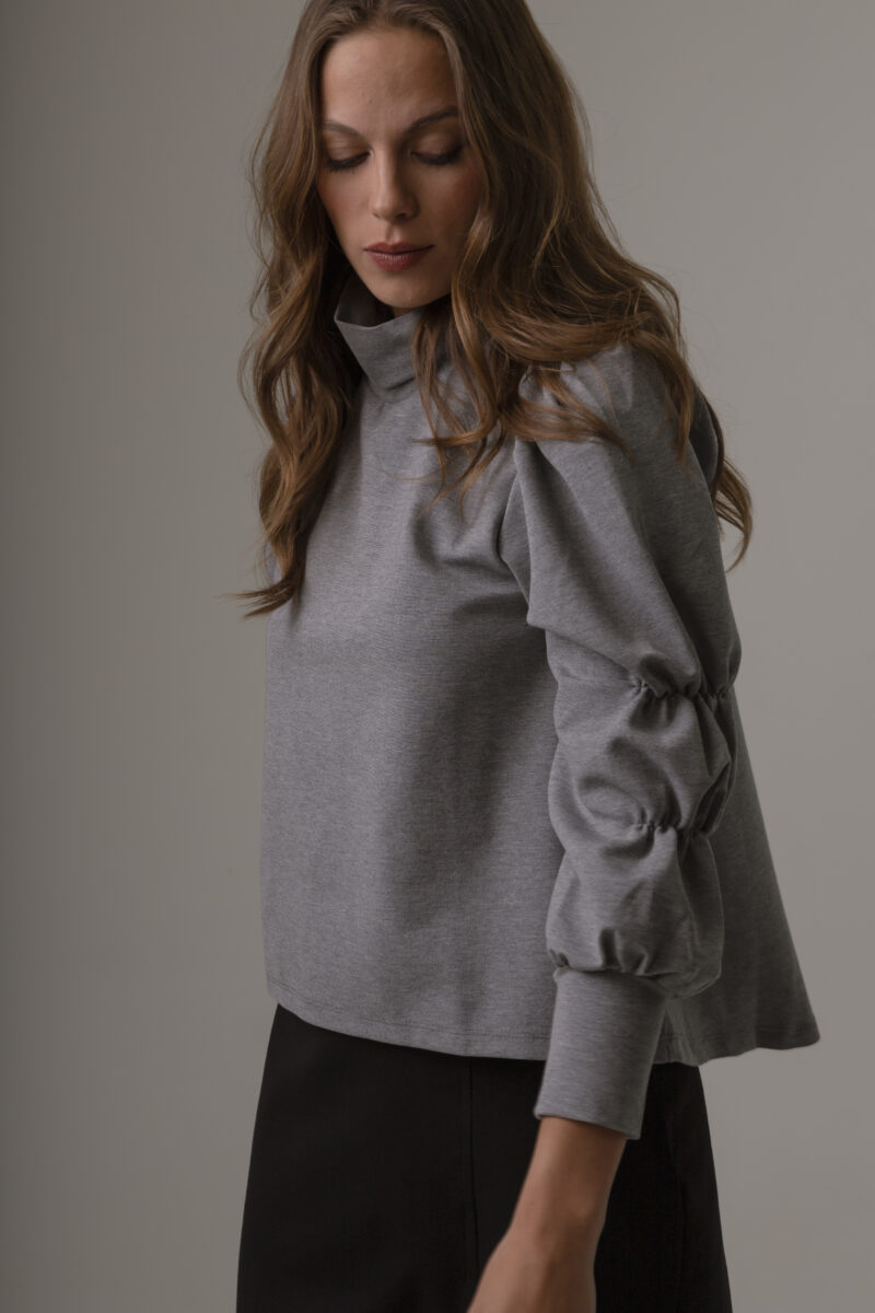 Buso Cuello Alto Gris